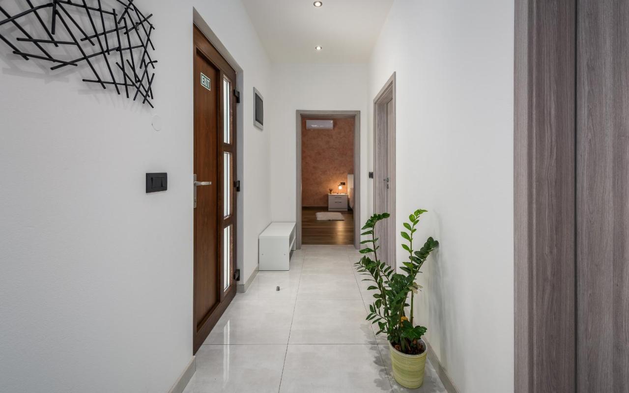 Villa Desapemani Žminj Exteriör bild