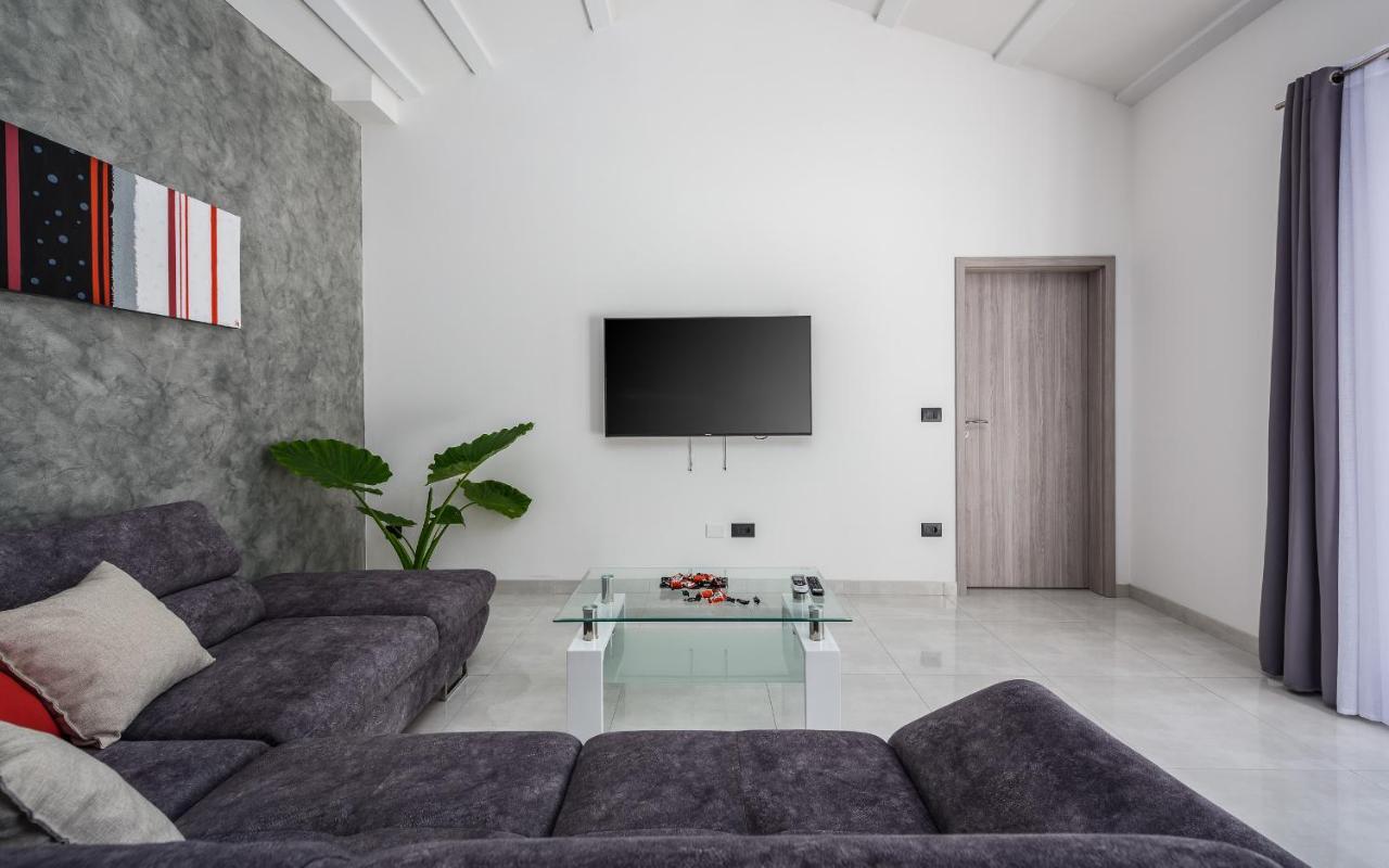 Villa Desapemani Žminj Exteriör bild